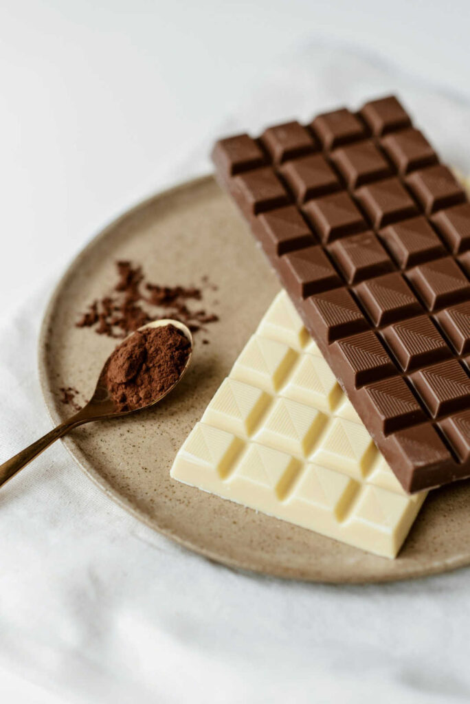 Stijlvolle chocolade presentatie voor professionele productvideo laten maken